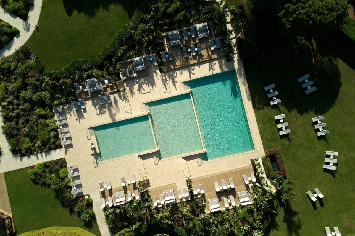 The St. Regis Mardavall Mallorca Resort