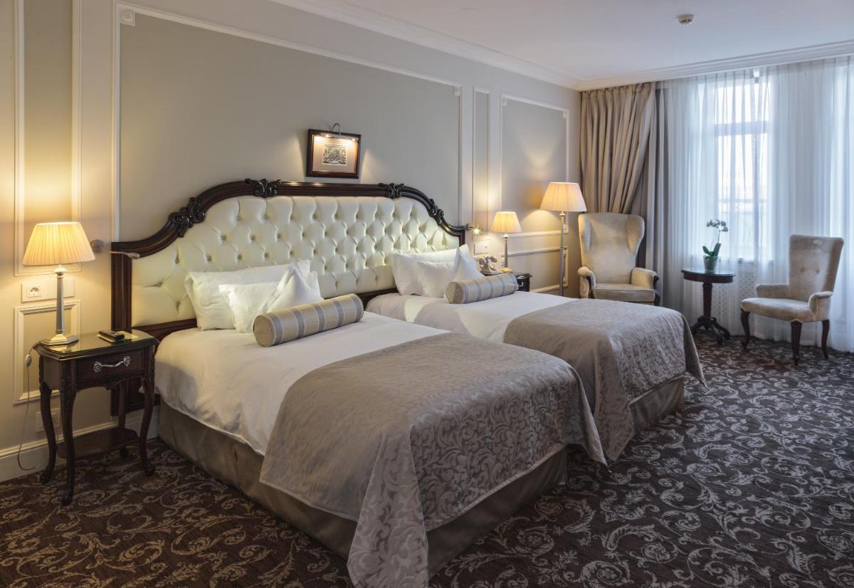 The State Hermitage Museum Official Hotel