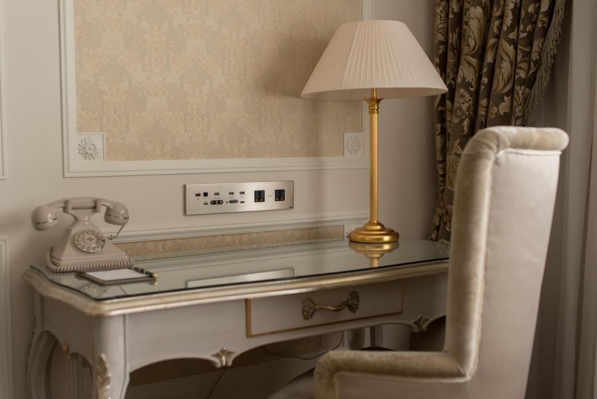 The State Hermitage Museum Official Hotel