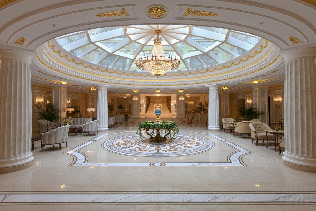 The State Hermitage Museum Official Hotel