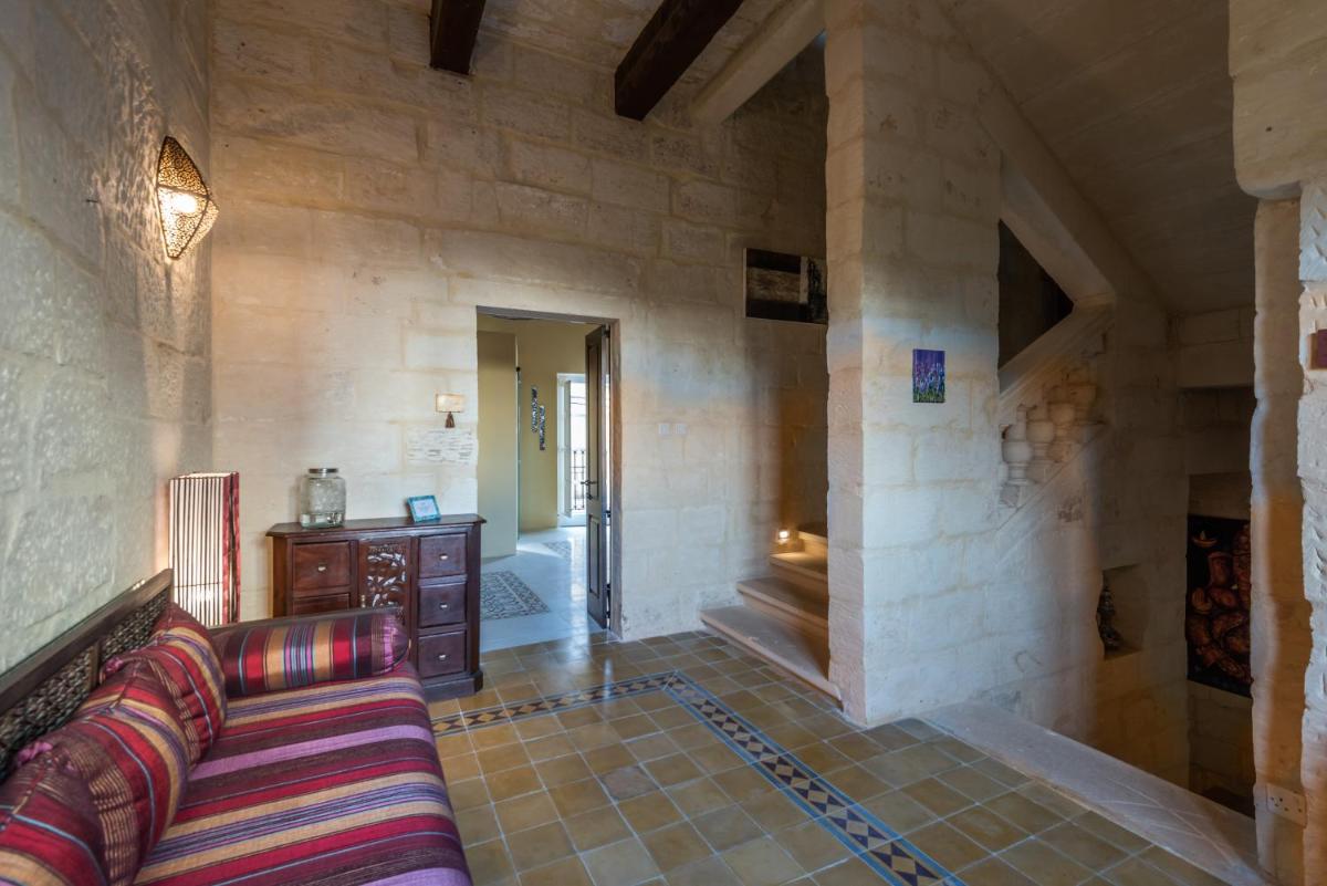 The Stonehouse
