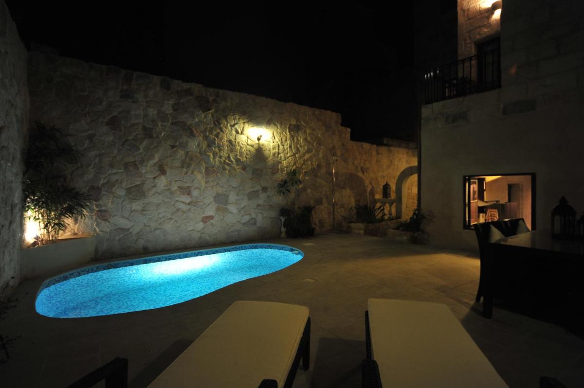 The Stonehouse