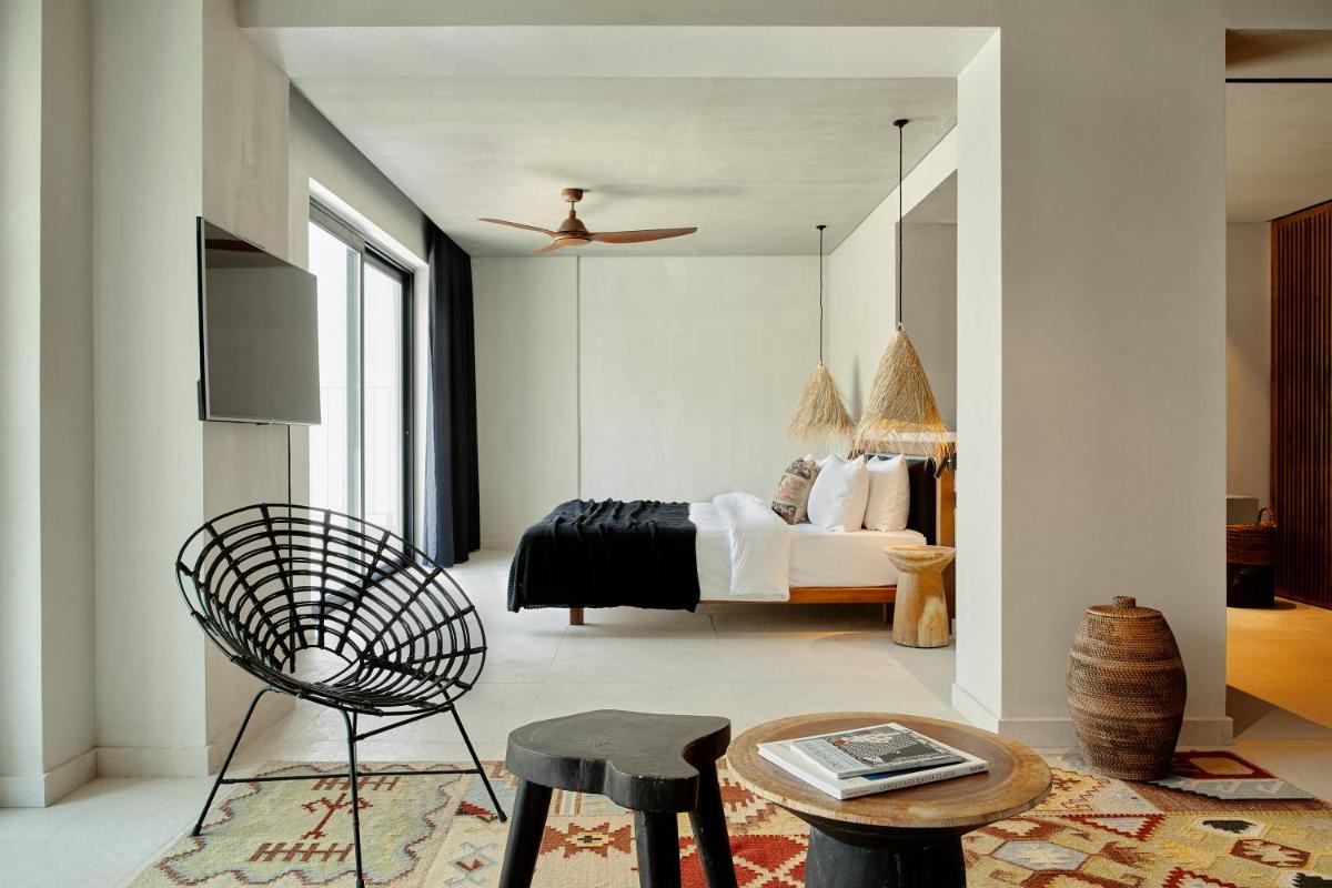 The Syntopia Hotel - Adults Only