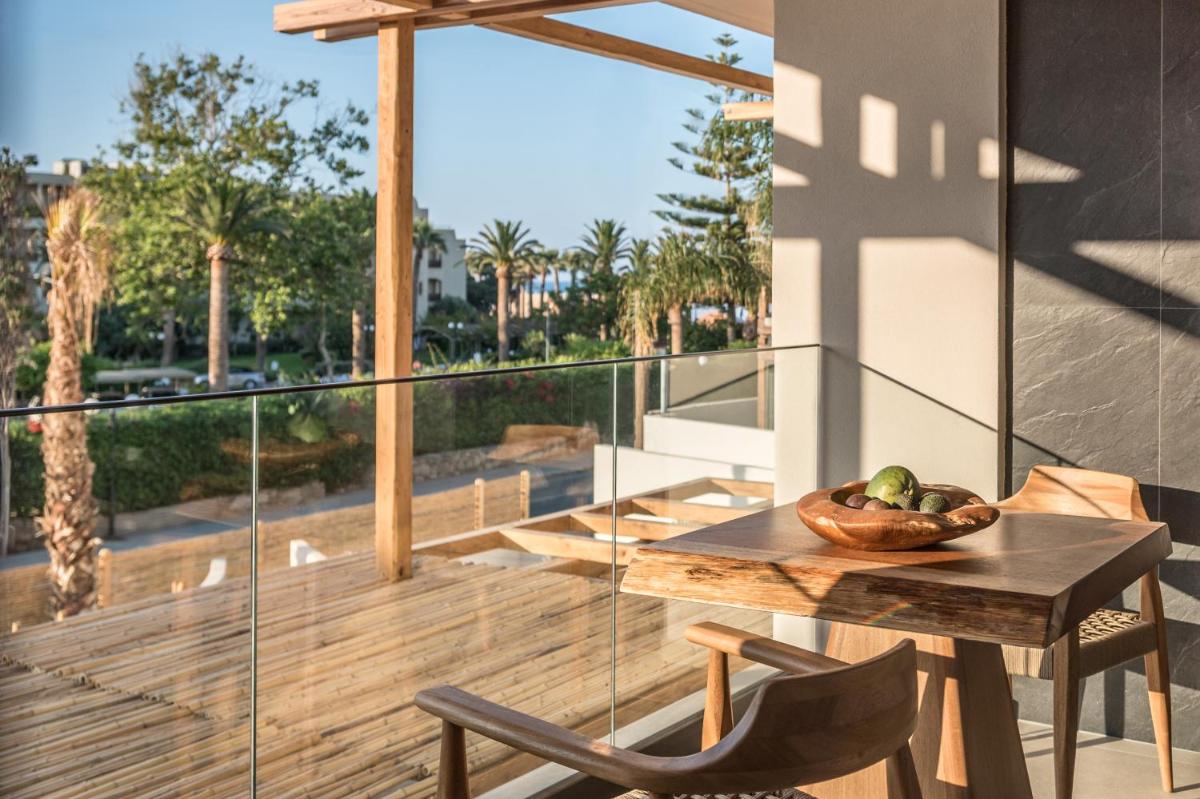 The Syntopia Hotel - Adults Only