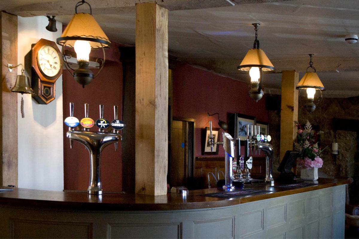 The Three Crowns