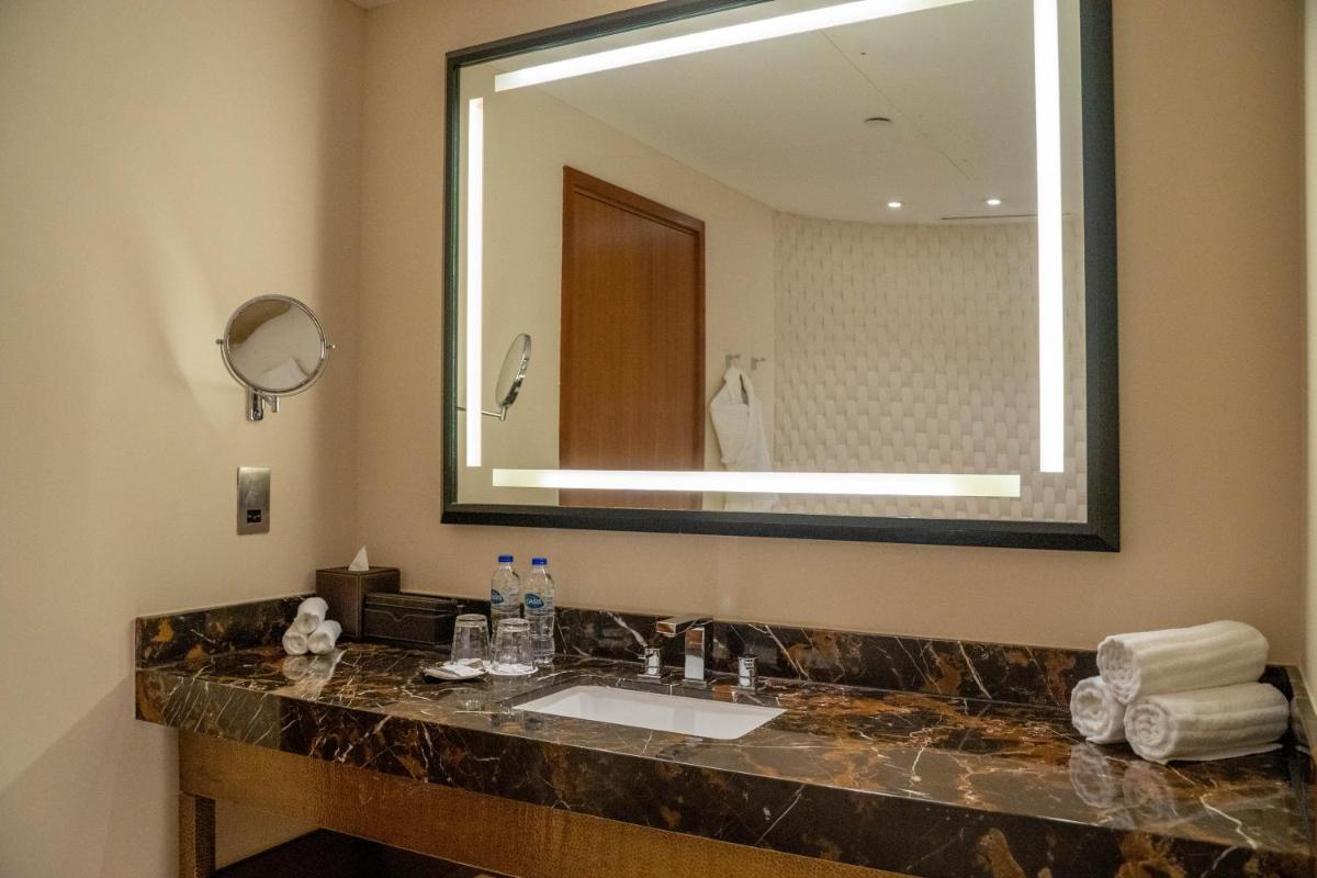 VOGO Abu Dhabi Golf Resort & Spa Formerly The Westin Abu Dhabi Golf Resort & Spa