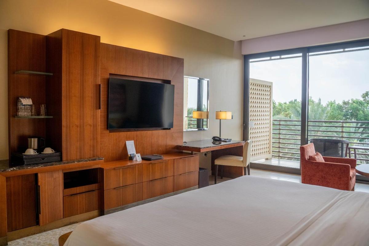 VOGO Abu Dhabi Golf Resort & Spa Formerly The Westin Abu Dhabi Golf Resort & Spa