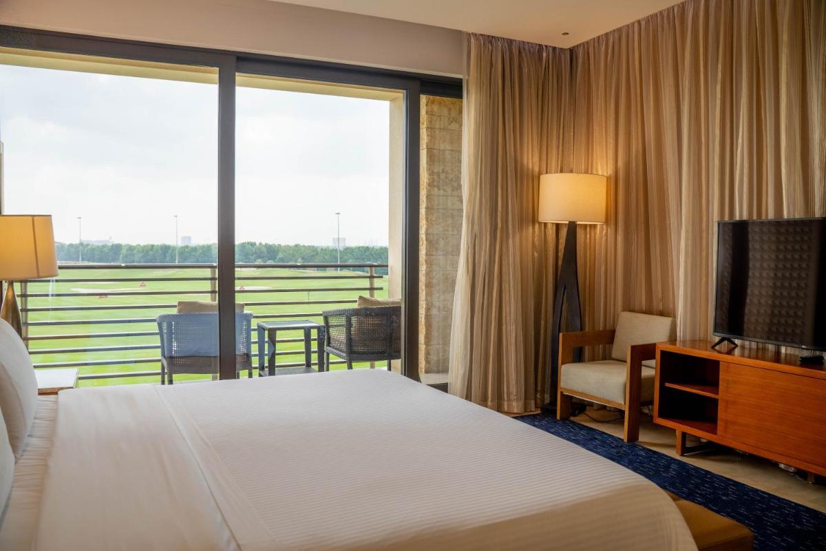 VOGO Abu Dhabi Golf Resort & Spa