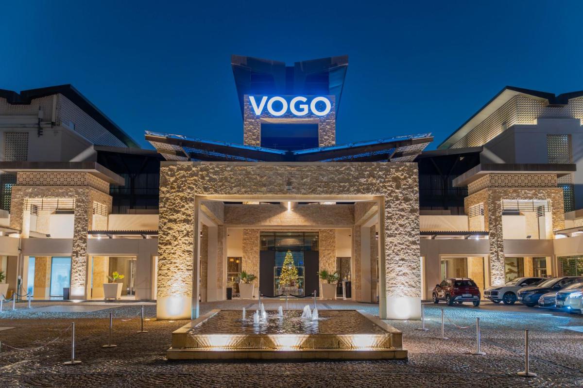 VOGO Abu Dhabi Golf Resort & Spa