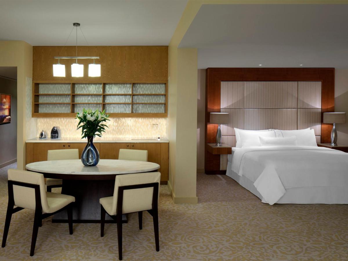VOGO Abu Dhabi Golf Resort & Spa