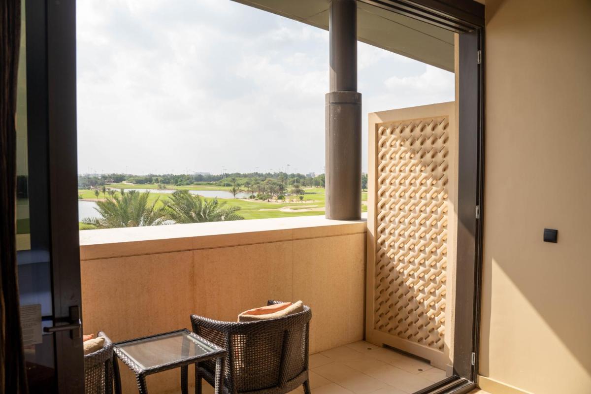 VOGO Abu Dhabi Golf Resort & Spa