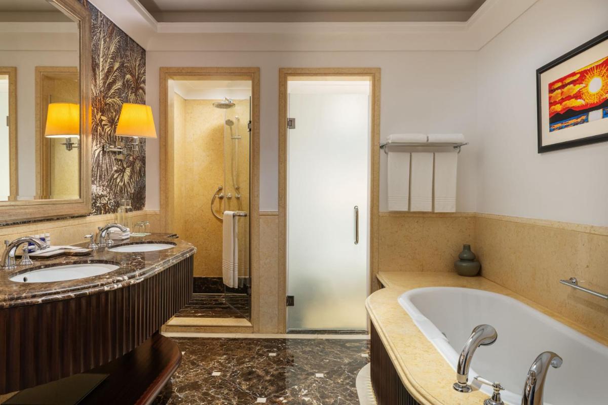 The Westin Dubai Mina Seyahi Beach Resort and Waterpark