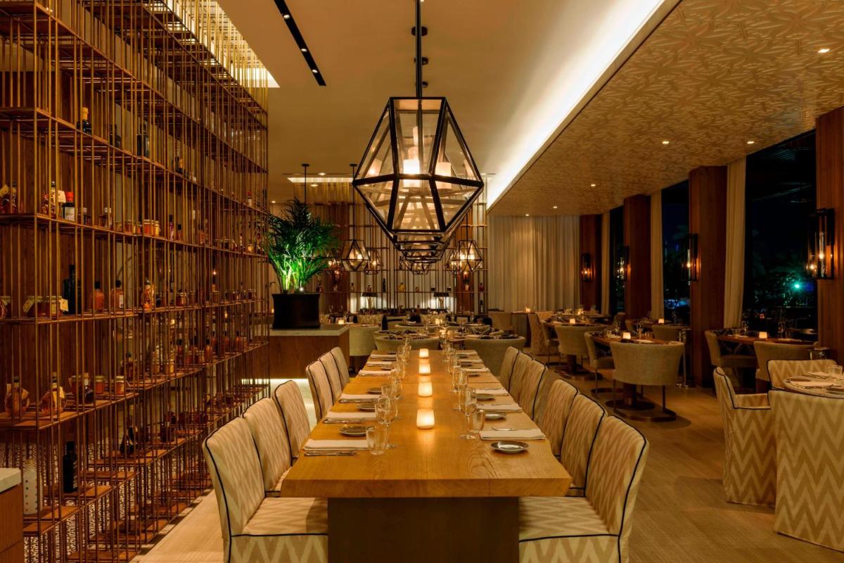 The Westin Dubai Mina Seyahi Beach Resort and Waterpark