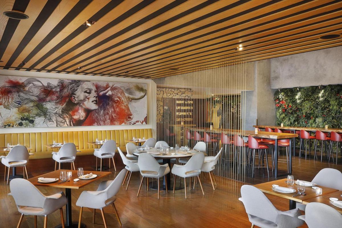 The Westin Dubai Mina Seyahi Beach Resort and Waterpark