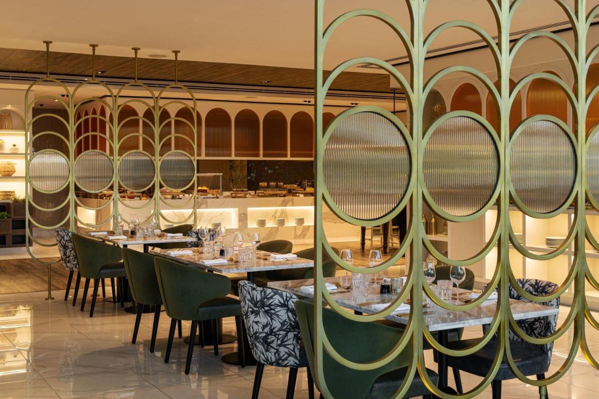 The Westin Dubai Mina Seyahi Beach Resort and Waterpark