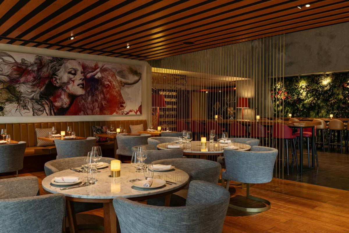 The Westin Dubai Mina Seyahi Beach Resort and Waterpark