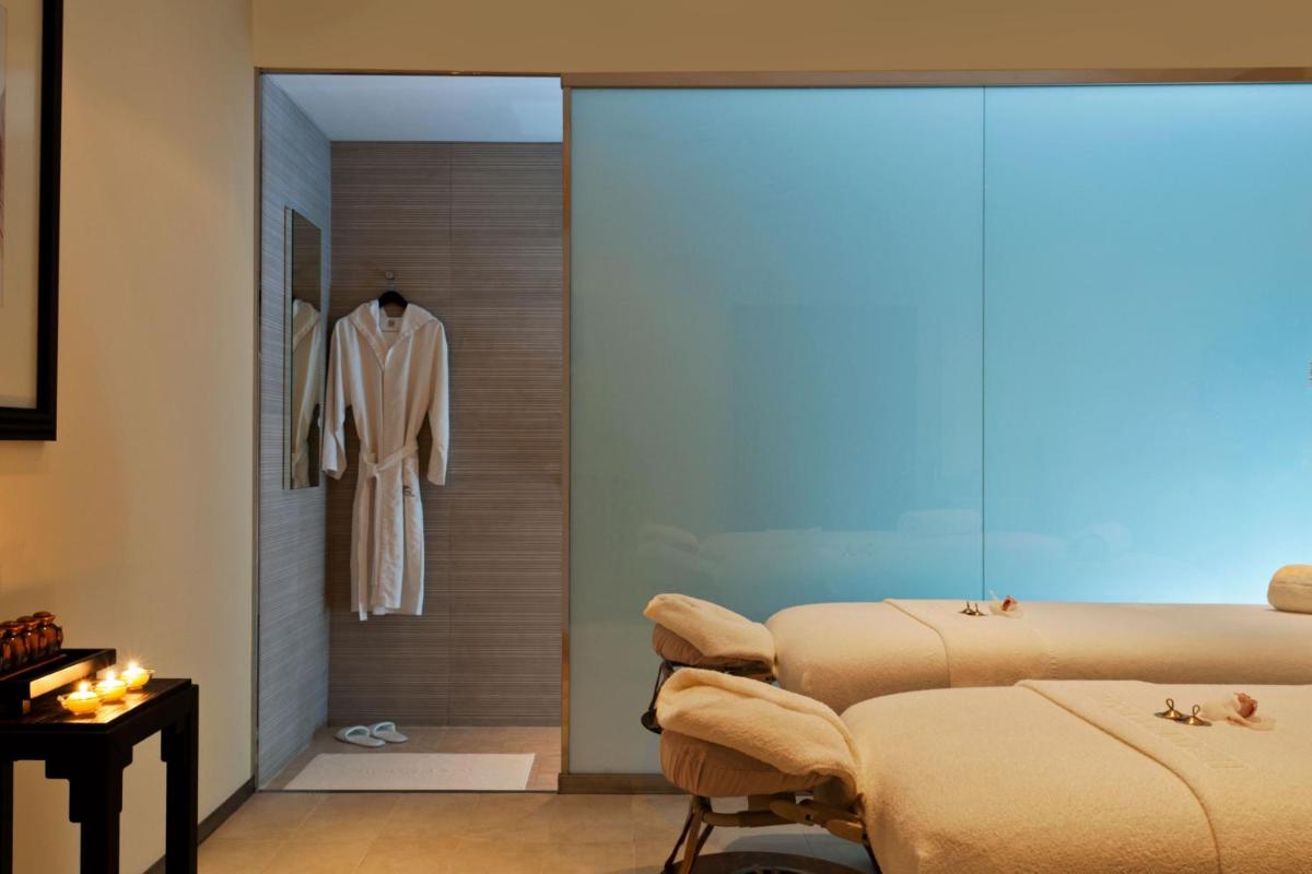 The Westin Dubai Mina Seyahi Beach Resort and Waterpark