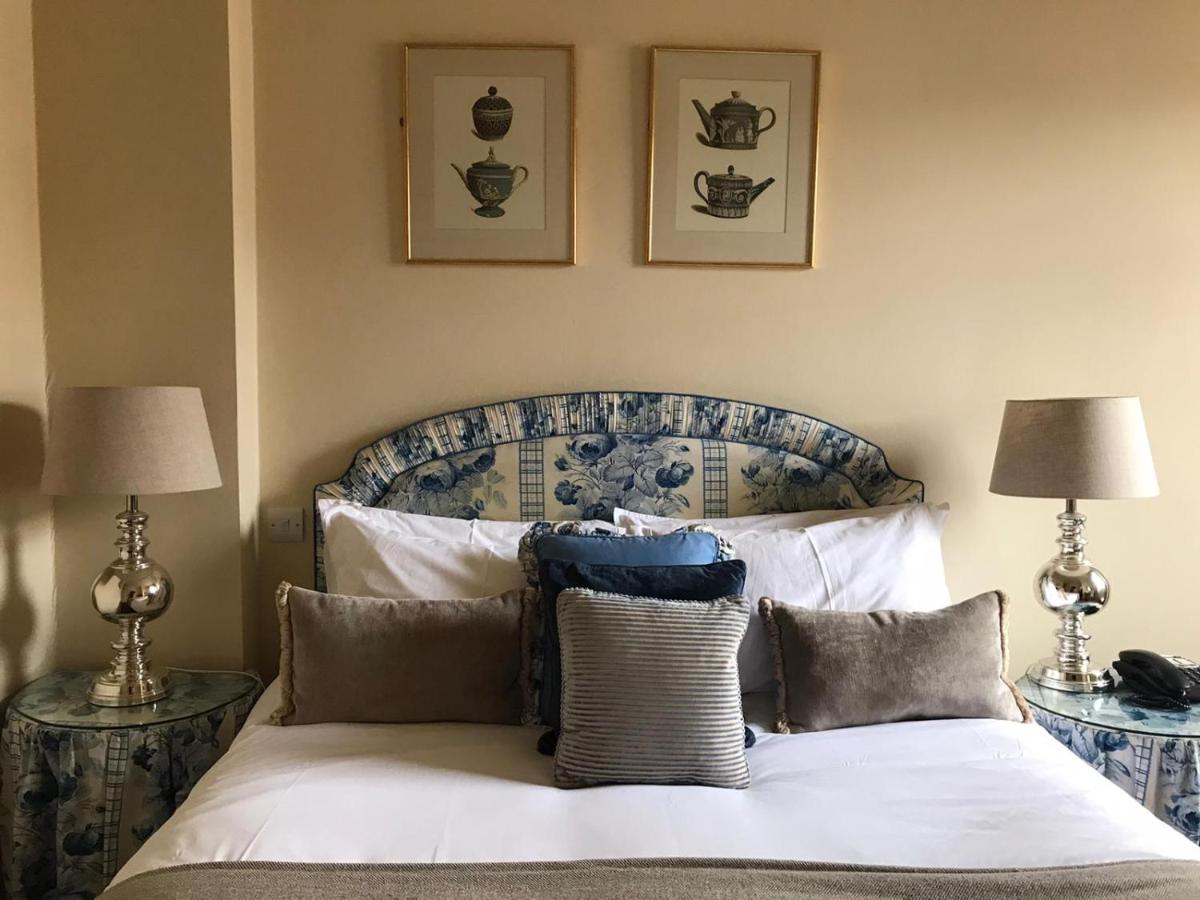 The Windsor Townhouse Air conditioned rooms