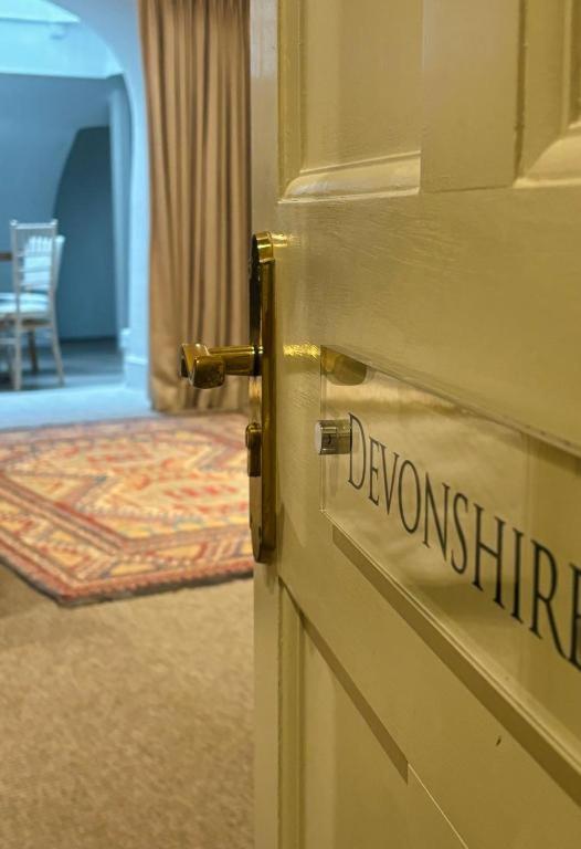 The Windsor Townhouse Air conditioned rooms