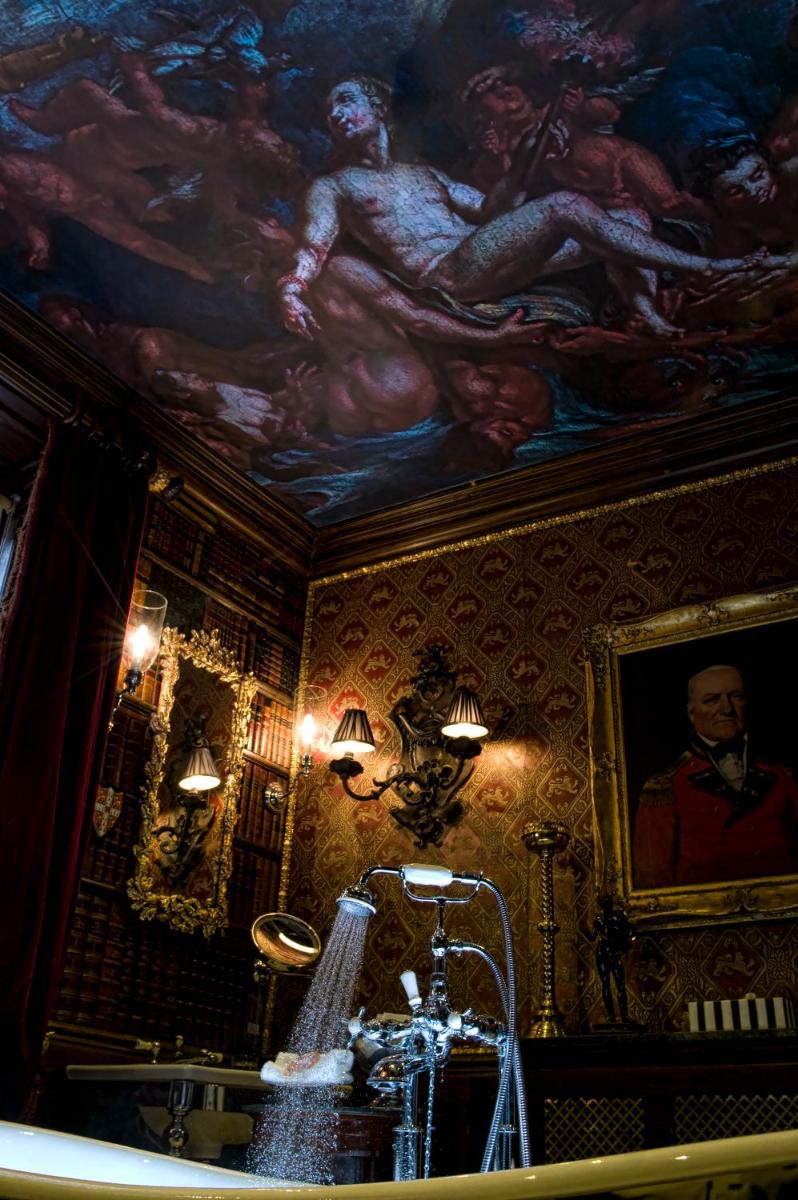 The Witchery by the Castle