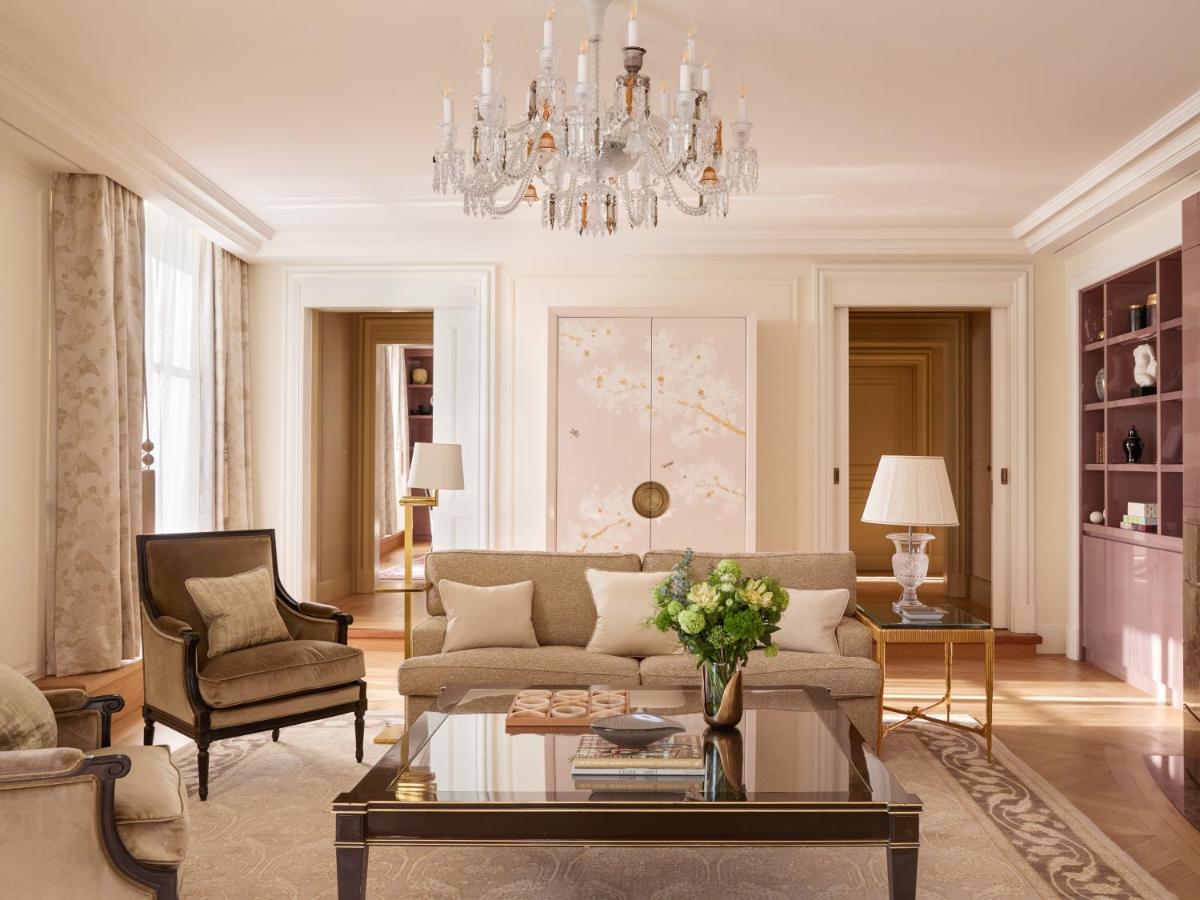 The Woodward - Auberge Collection