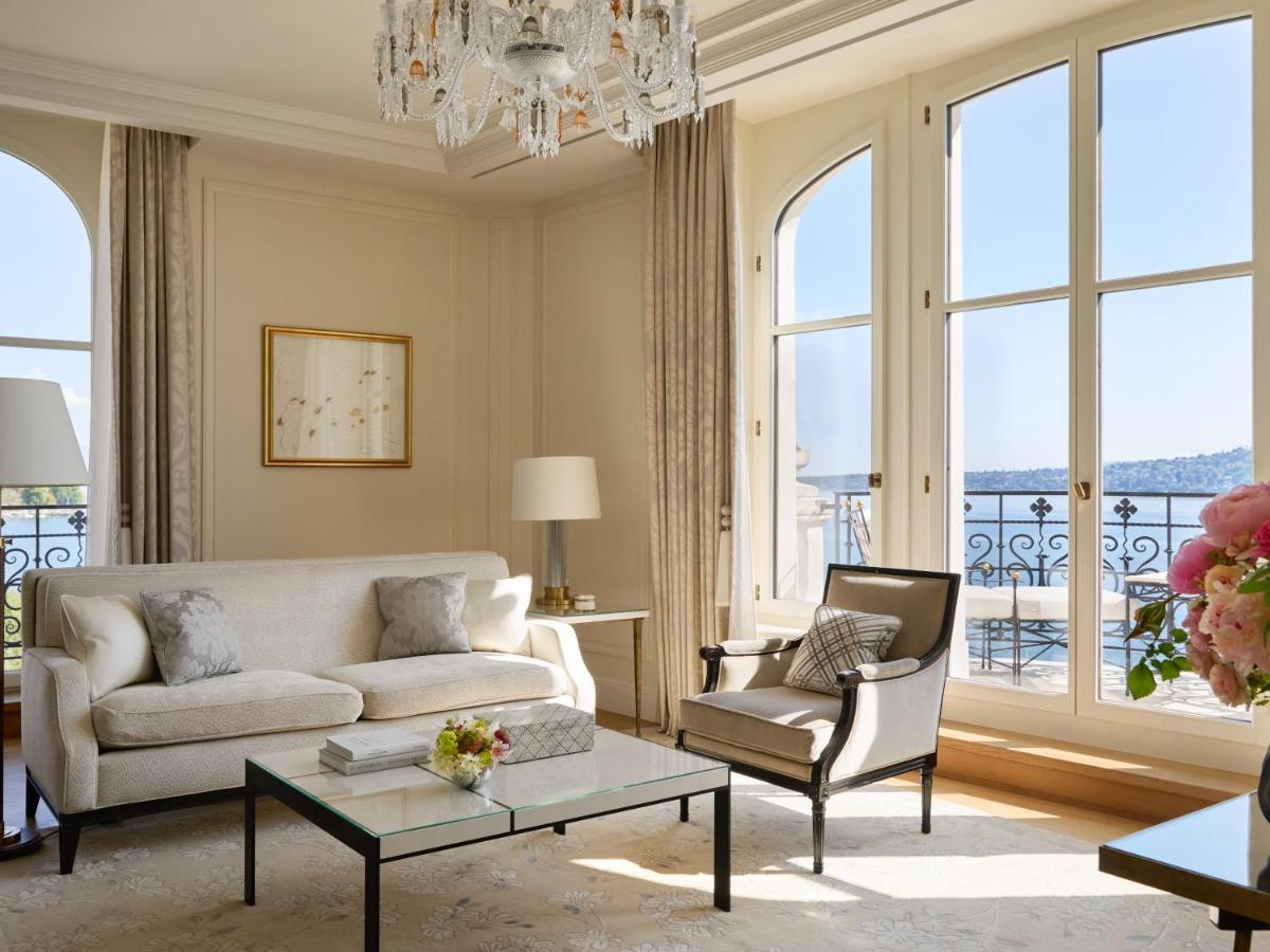 The Woodward - Auberge Collection