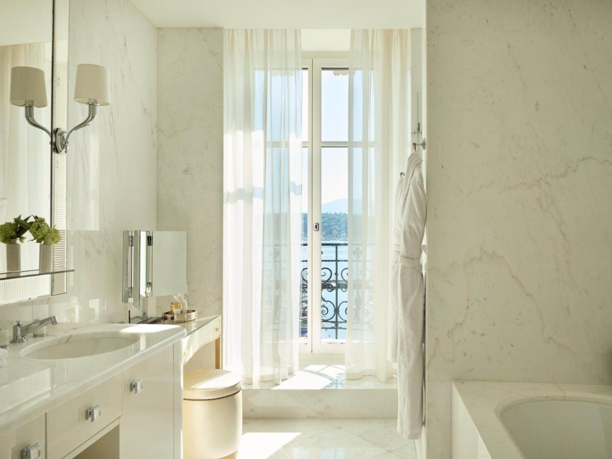 The Woodward - Auberge Collection