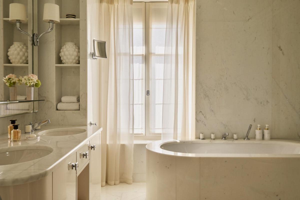 The Woodward - Auberge Collection