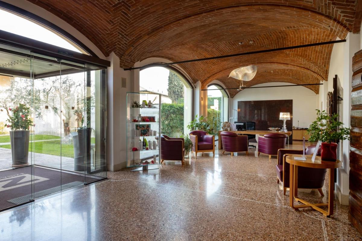 The Ziba Hotel & Spa