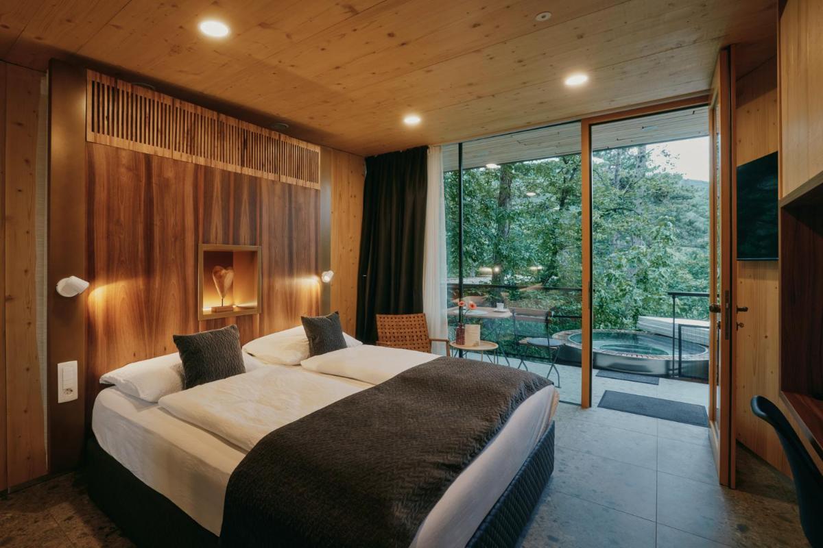 Theodosius Forest Village - Glamping in Vipava valley