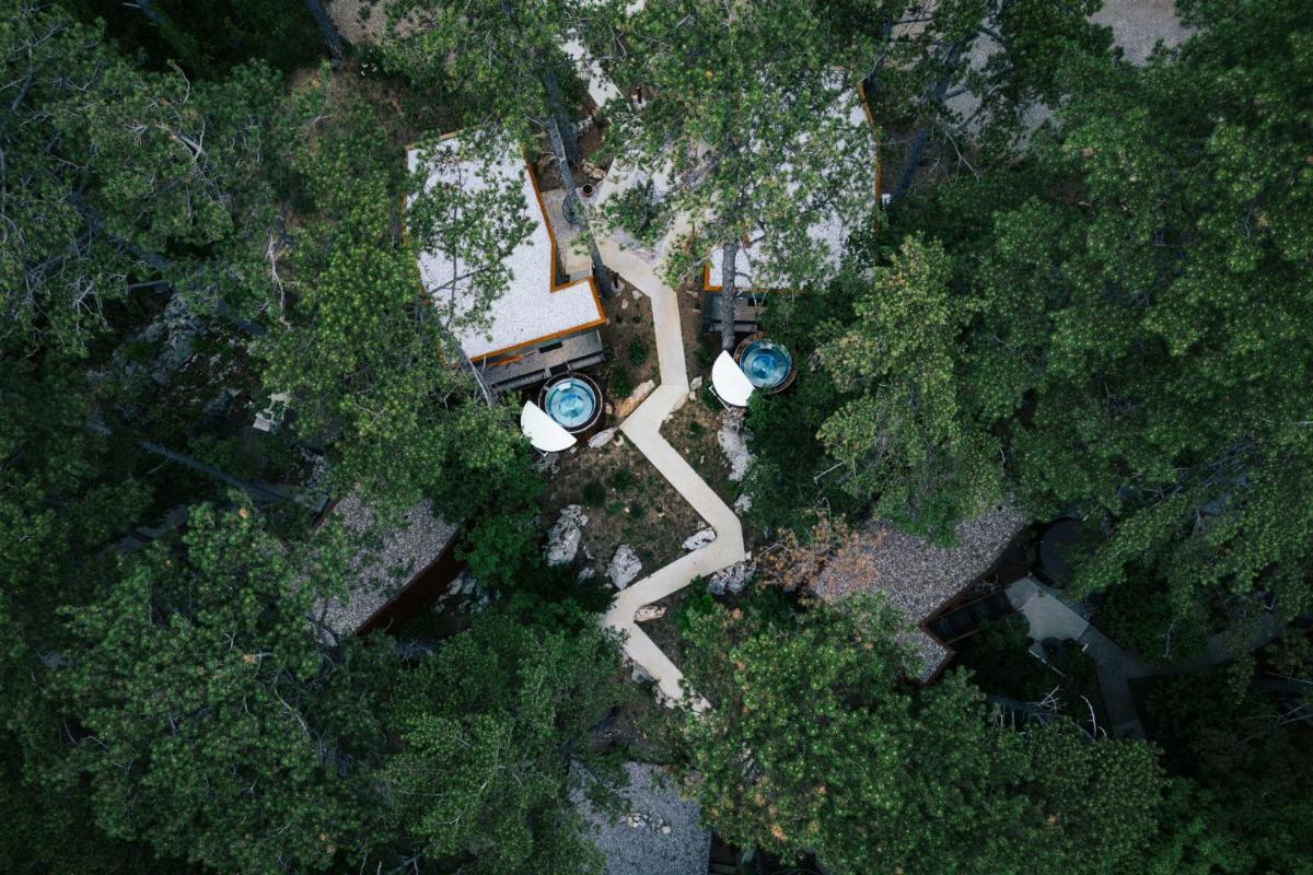 Theodosius Forest Village - Glamping in Vipava valley