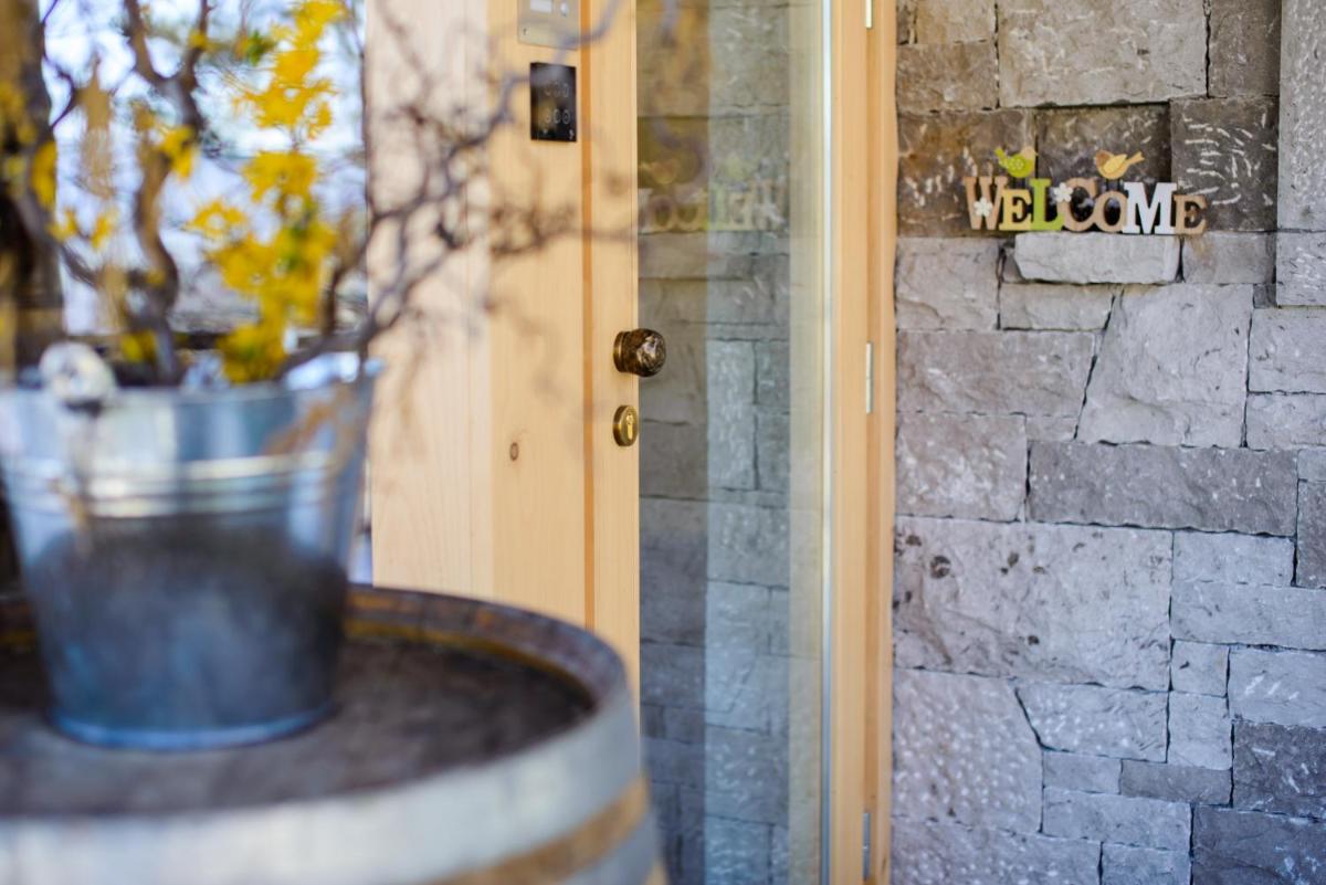 Theodosius Forest Village - Glamping in Vipava valley