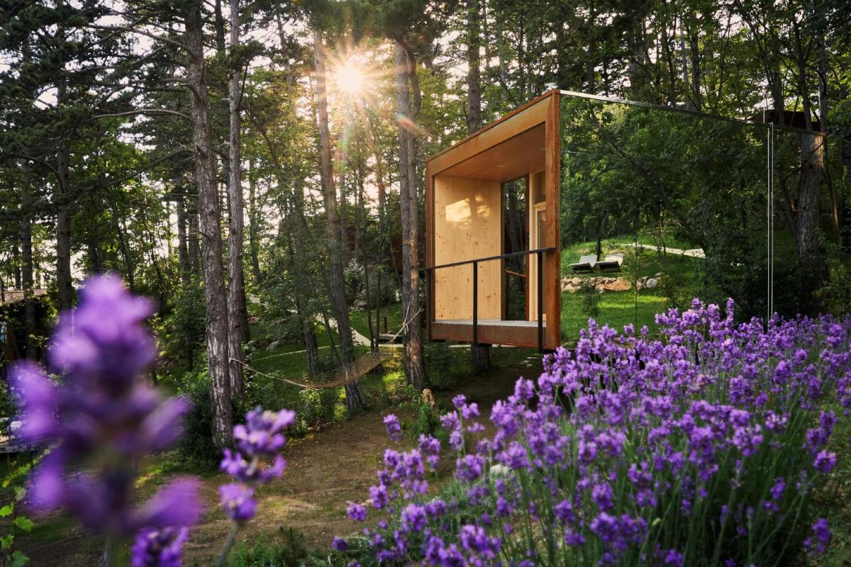 Theodosius Forest Village - Glamping in Vipava valley