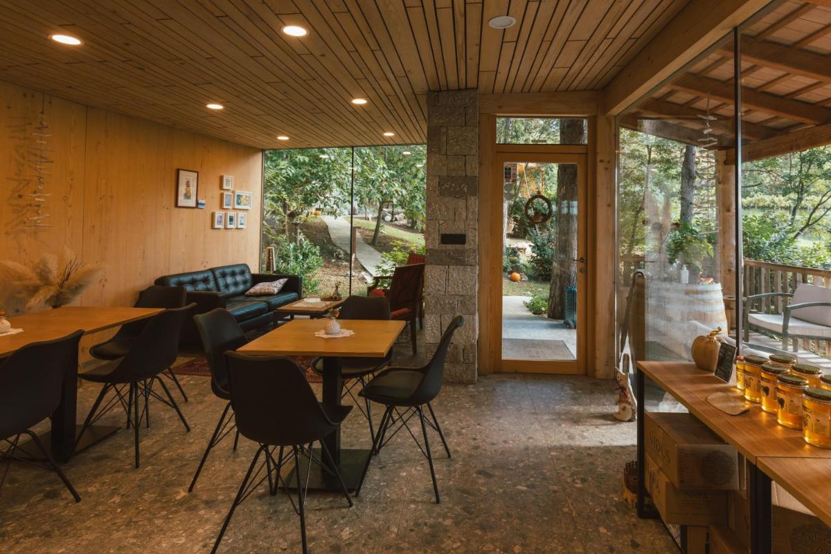 Theodosius Forest Village - Glamping in Vipava valley