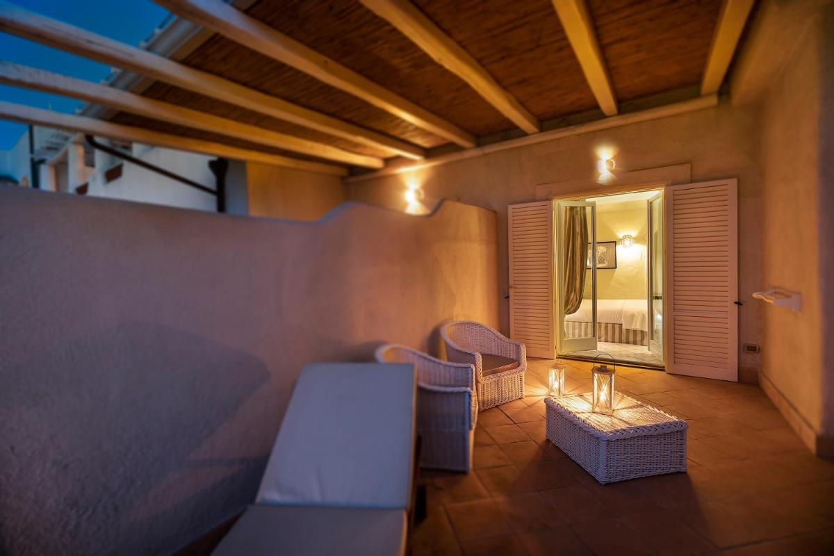 Therasia Resort Sea and SPA - The Leading Hotels of the World