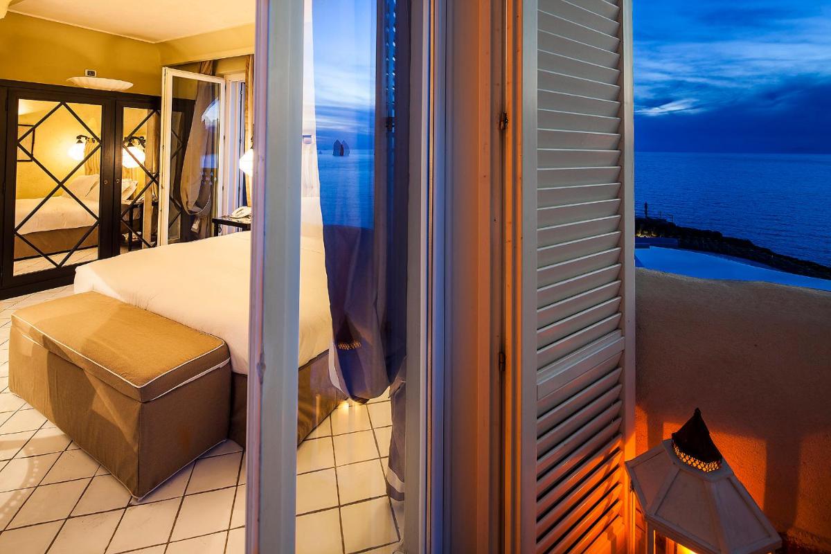 Therasia Resort Sea and SPA - The Leading Hotels of the World