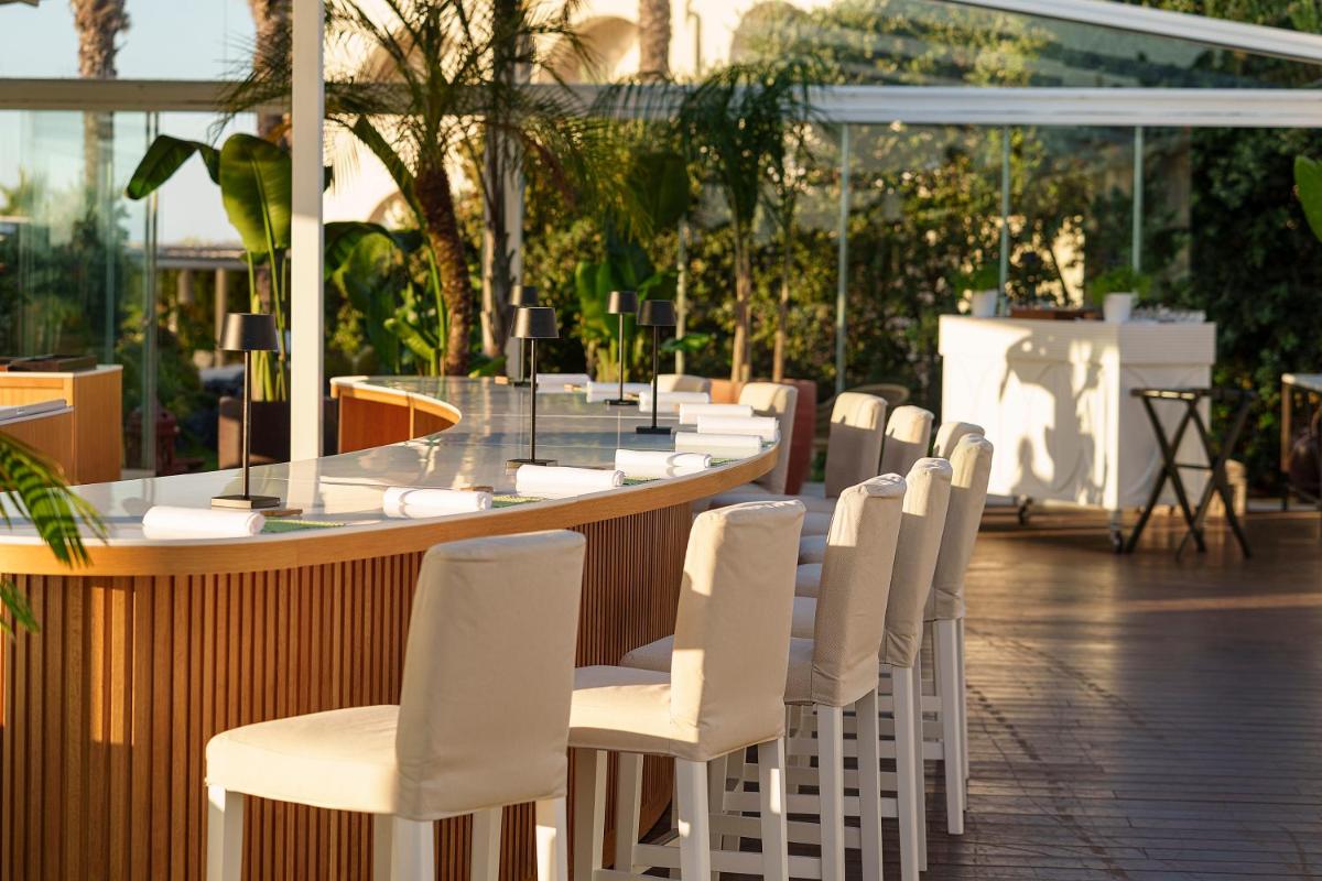 Therasia Resort Sea and SPA - The Leading Hotels of the World