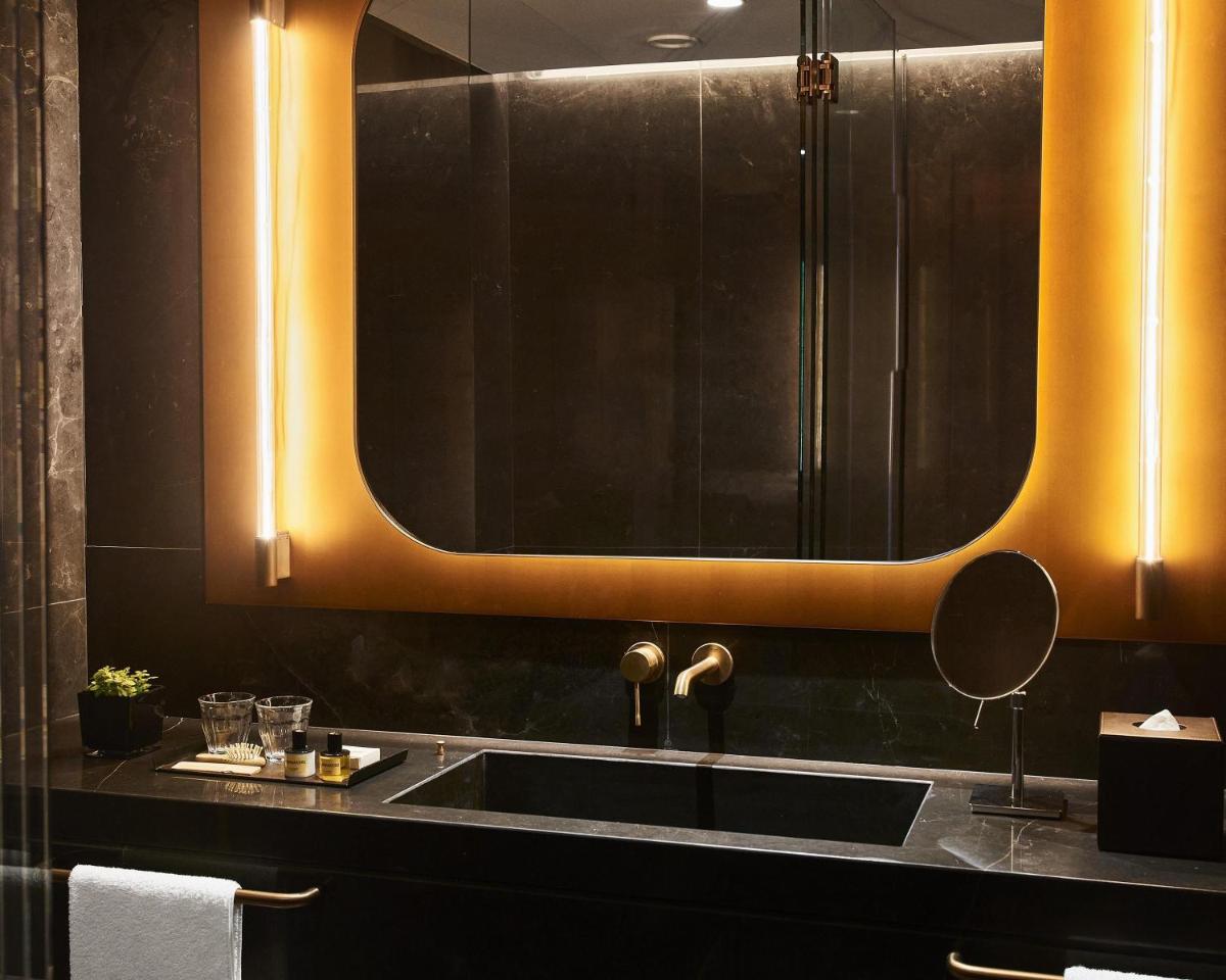 Thompson Madrid, by Hyatt