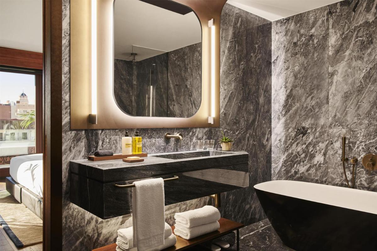 Thompson Madrid, by Hyatt