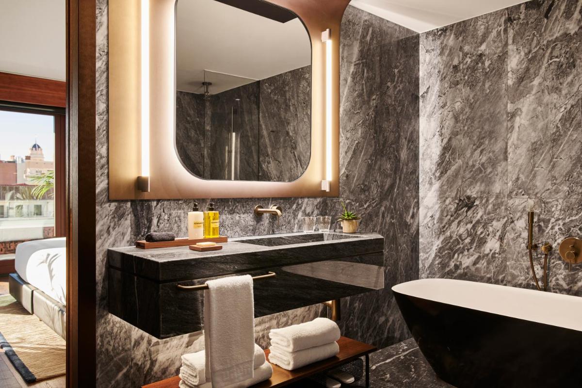 Thompson Madrid, by Hyatt