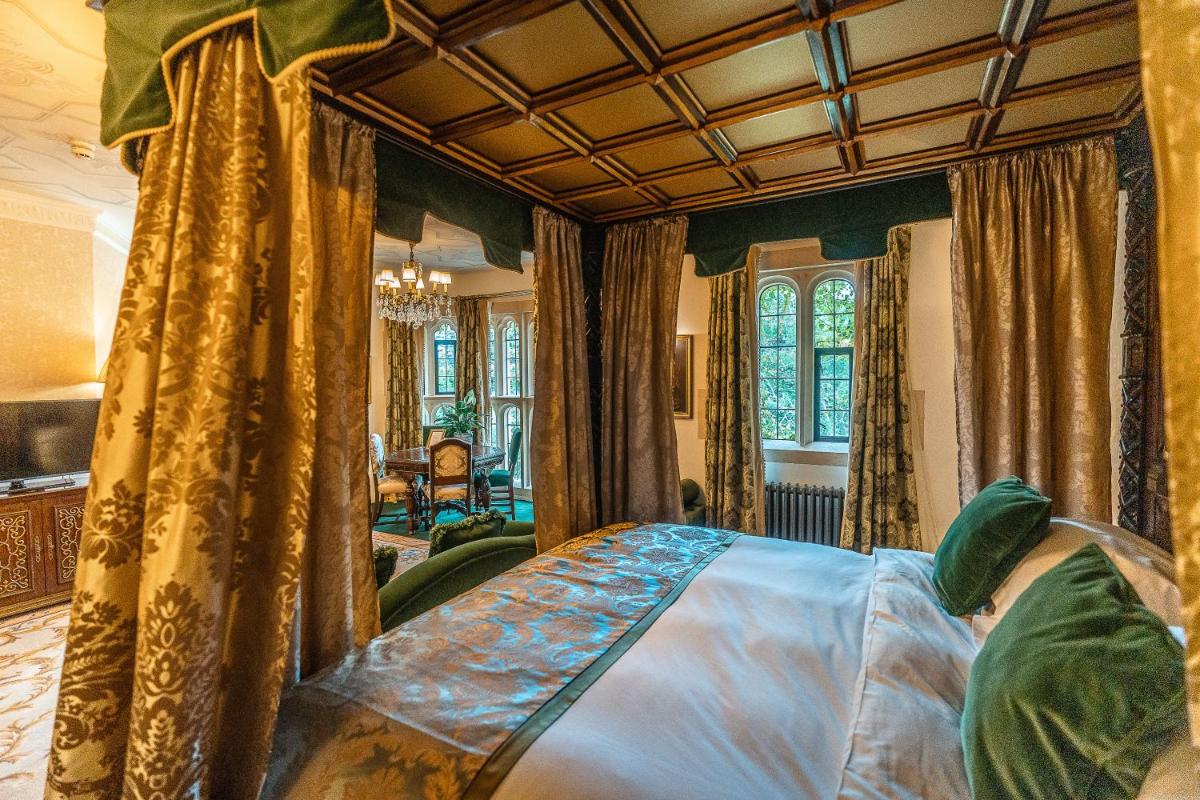 Thornbury Castle - A Relais & Chateaux Hotel
