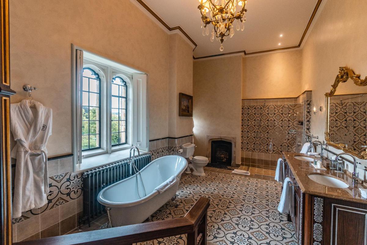 Thornbury Castle - A Relais & Chateaux Hotel