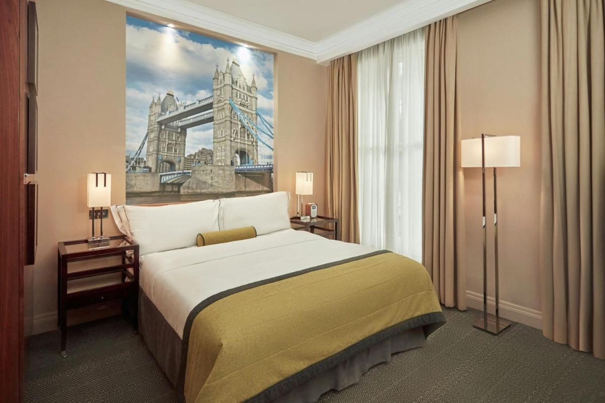 Threadneedles, Autograph Collection