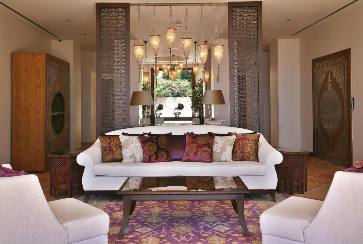 Tiara Yaktsa Côte d’Azur