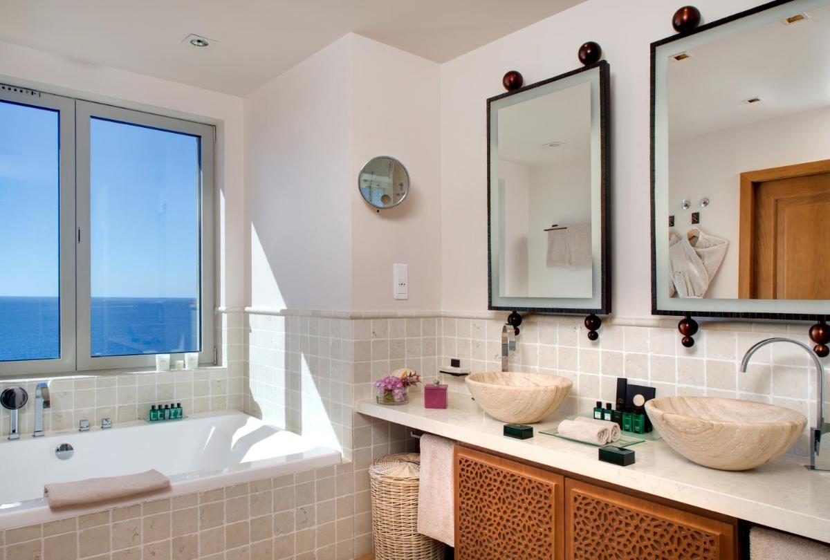 Tiara Yaktsa Côte d’Azur