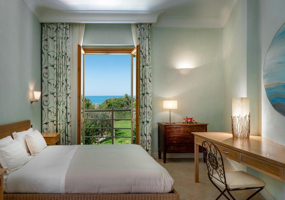 Tombolo Talasso Resort