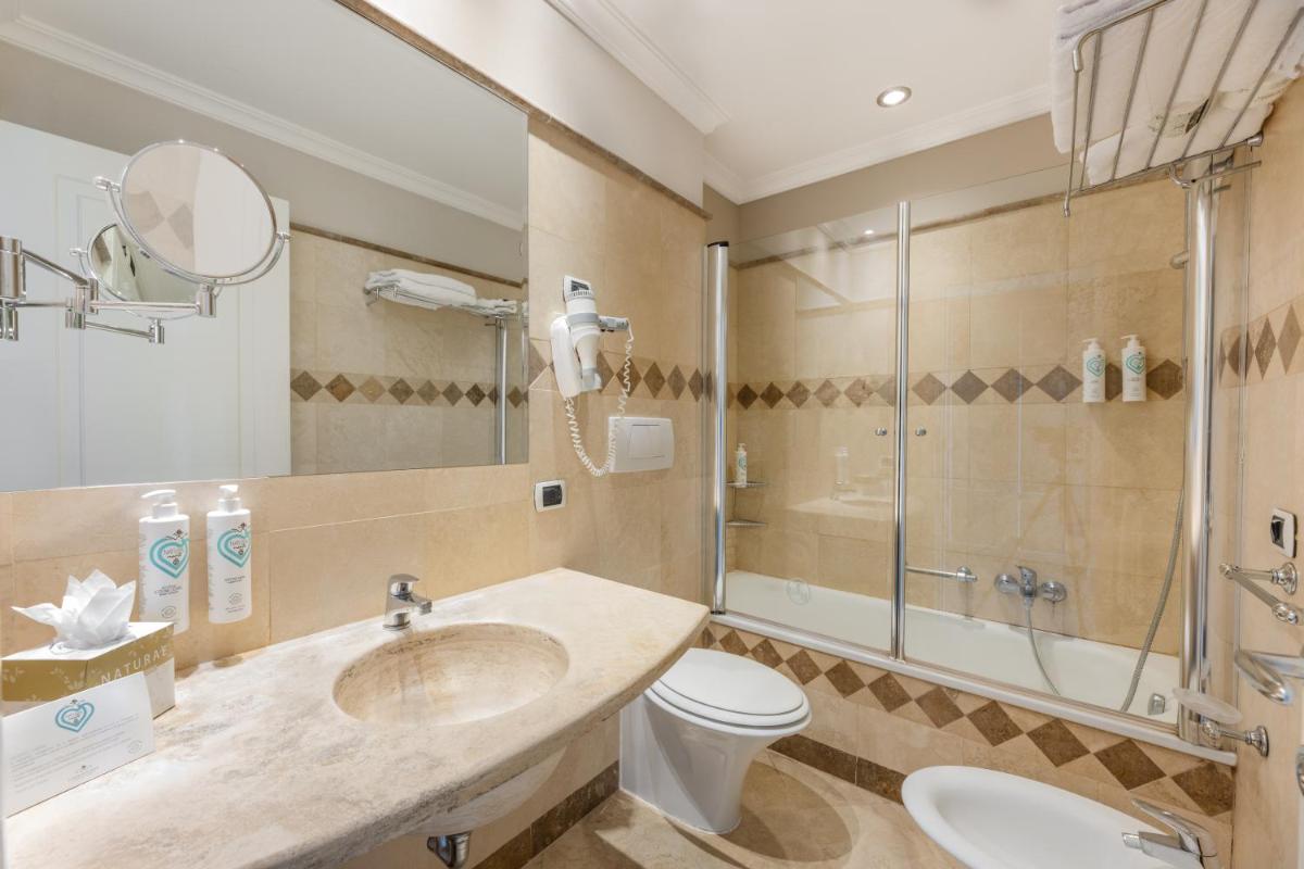 Tombolo Talasso Resort