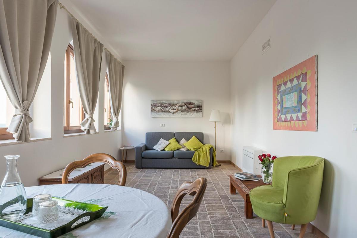 Torre della Loggia - Dimora Storica - Ortona