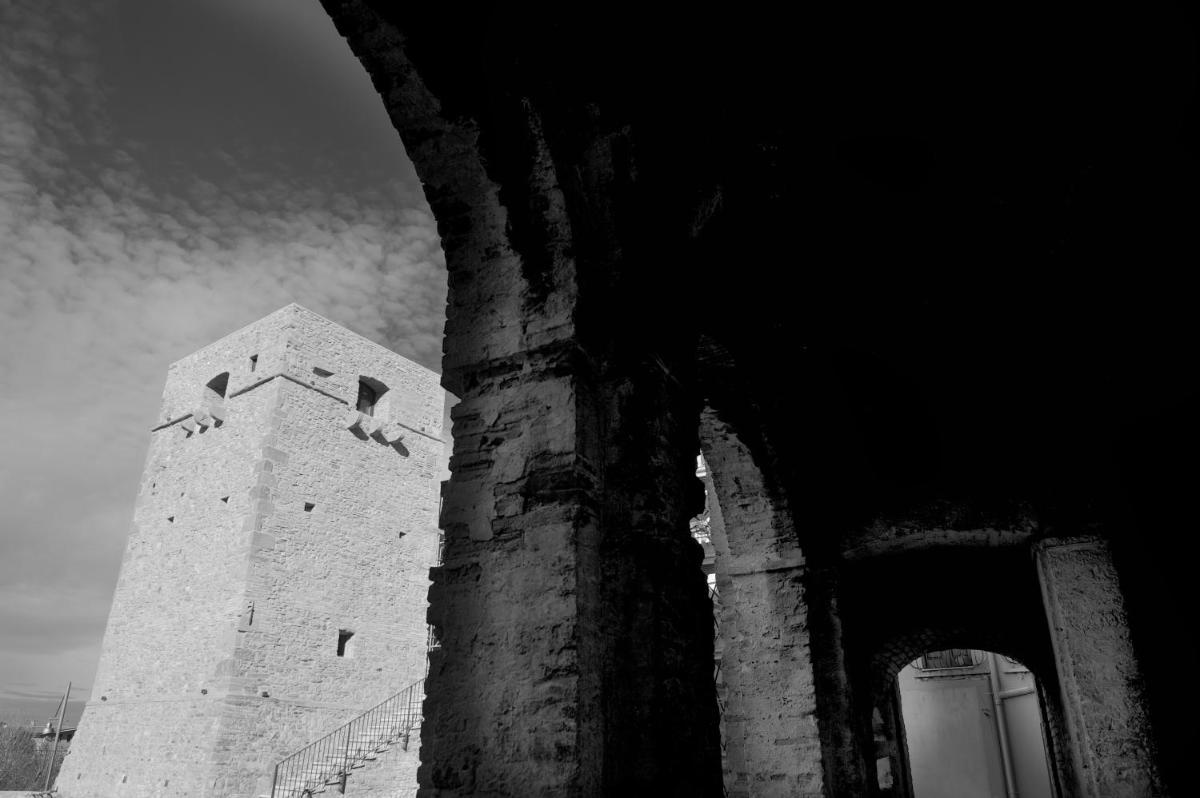 Torre della Loggia - Dimora Storica - Ortona