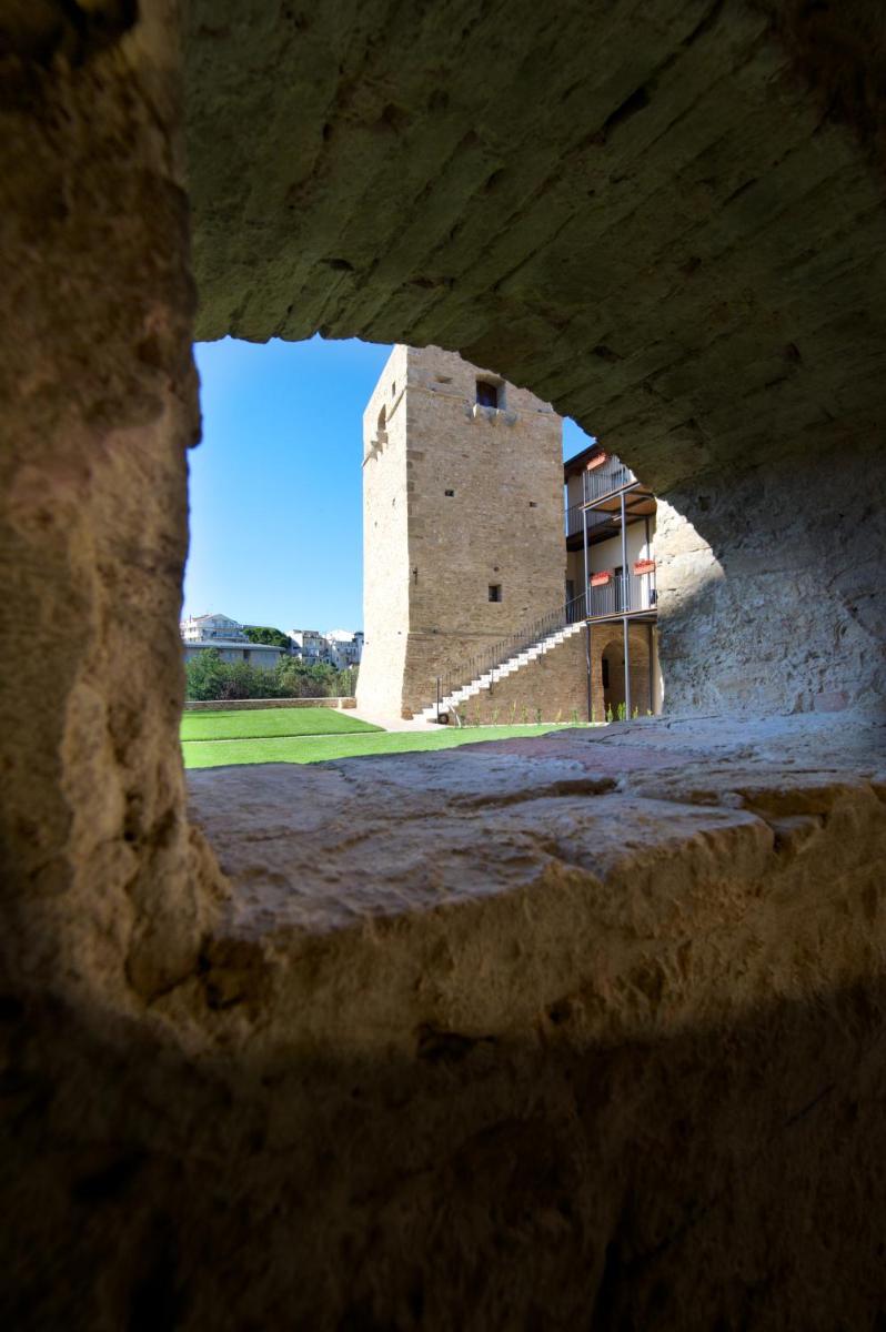 Torre della Loggia - Dimora Storica - Ortona